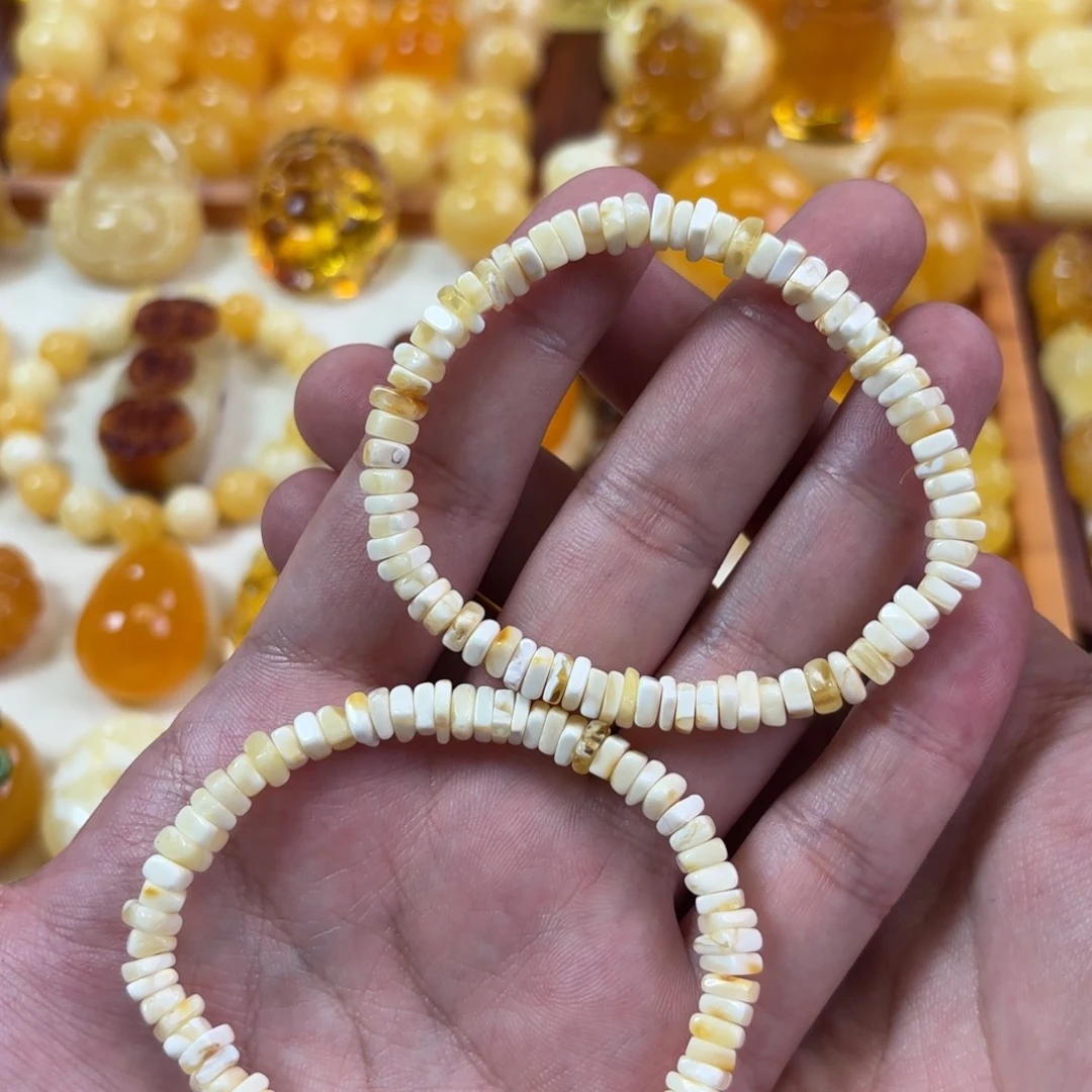蜜蜡未镶嵌裸石手串