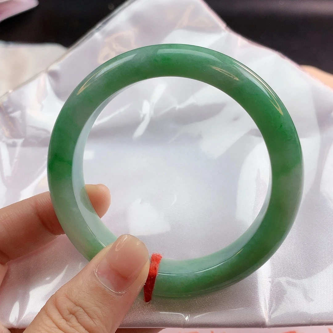 翡翠手镯未镶嵌57圈2260