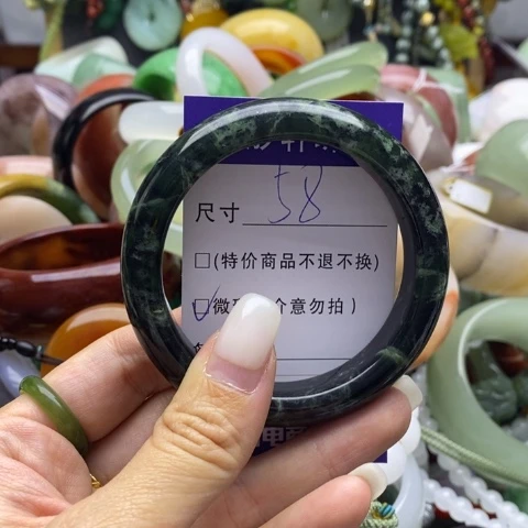 未镶嵌蛇纹石玉手镯