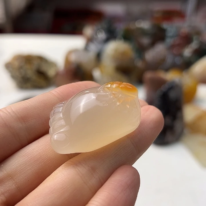 未镶嵌颈饰玛瑙/玉髓