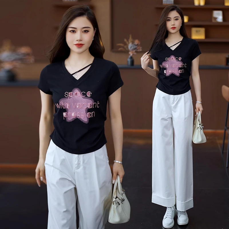 休闲风V领显瘦短款T恤女2025夏季新款小个子气质印花洋气减龄小衫