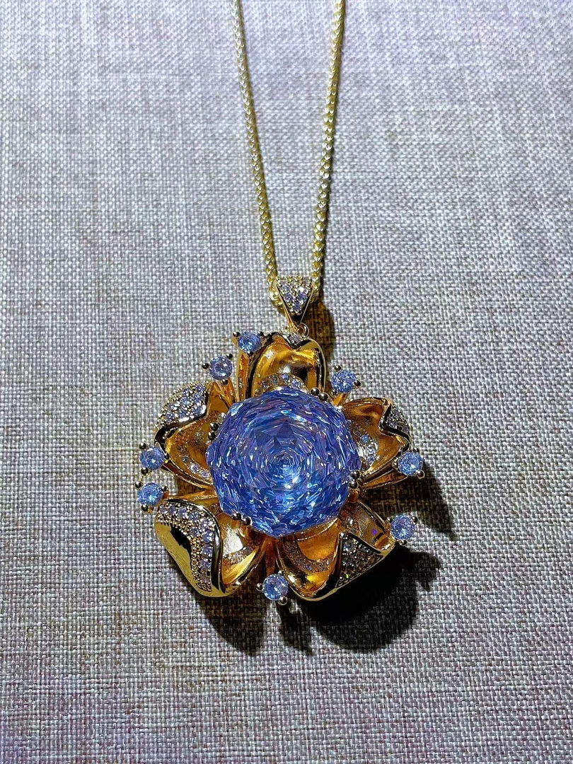 吊坠 璀璨精美Tbbo28-25