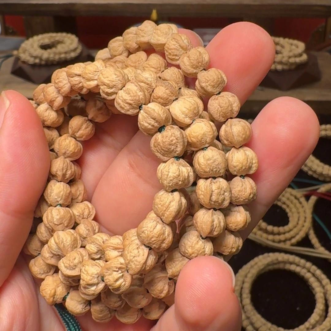 柏香籽/百香籽吊坠甄**栏