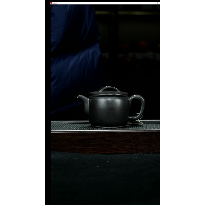 D0397宜兴紫砂汉瓦壶250cc