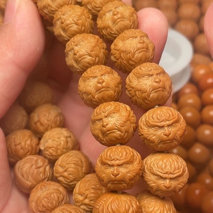 猴头核桃手串比***由黑神