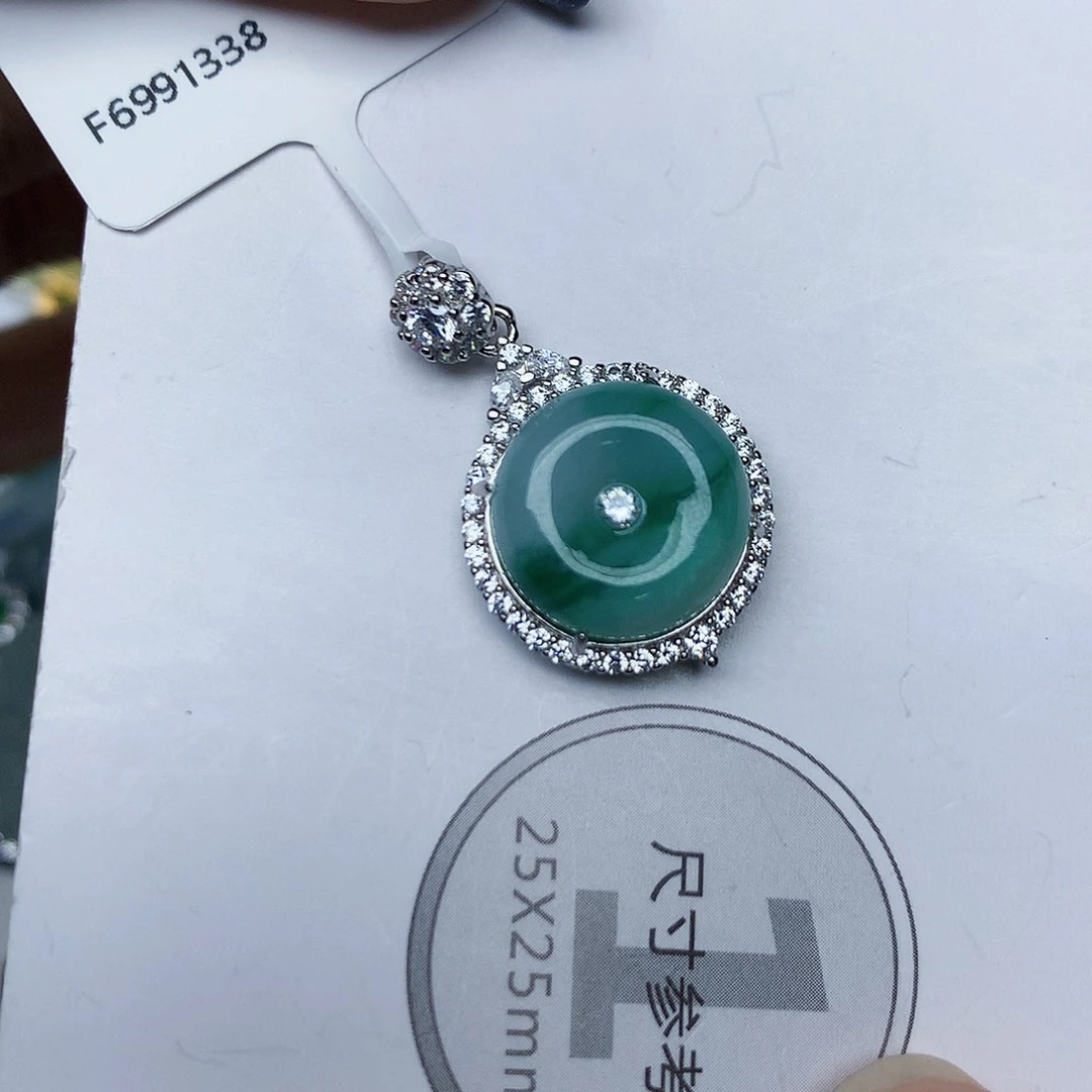 颈饰银S925镶嵌翡翠天然翡翠