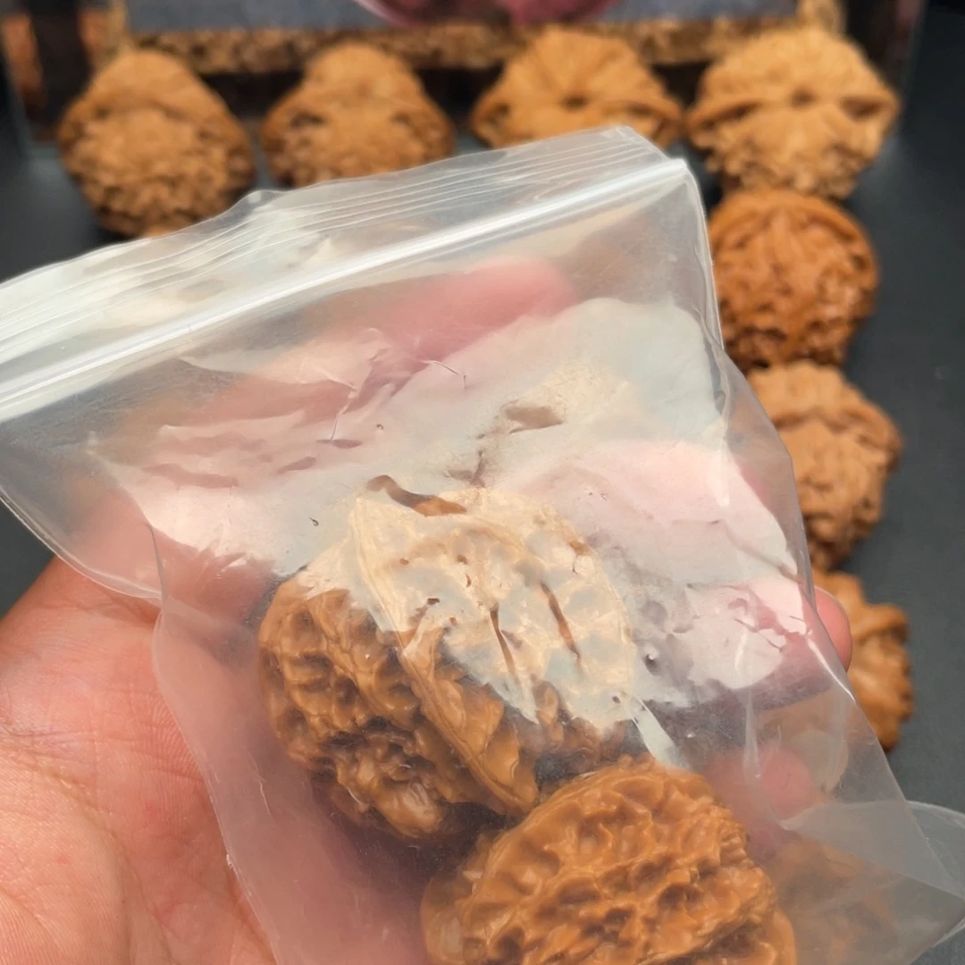 亲***舵文玩核桃吊坠00000011