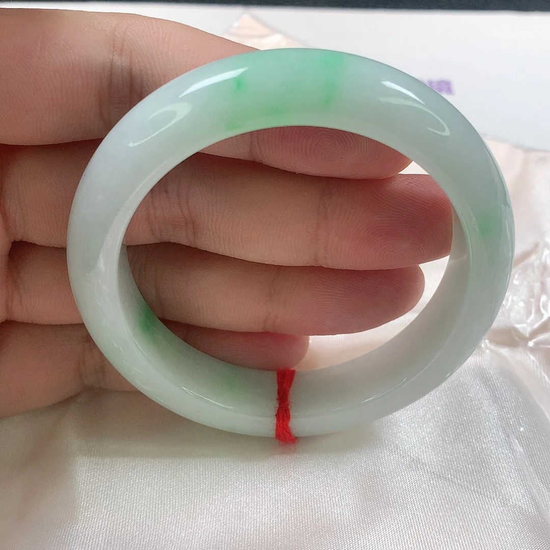 翡翠手镯未镶嵌305号