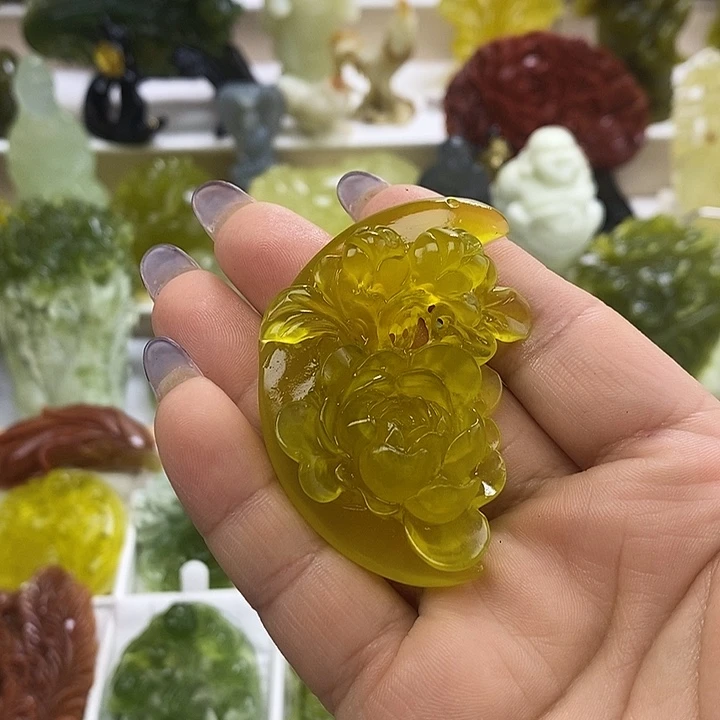 未镶嵌蛇纹石玉颈饰
