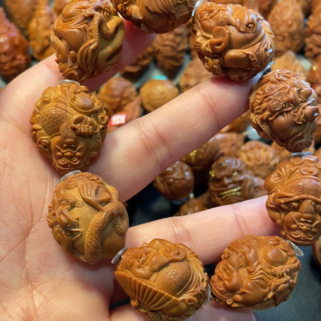 【闪购商品】手串/手链橄榄核龙财神