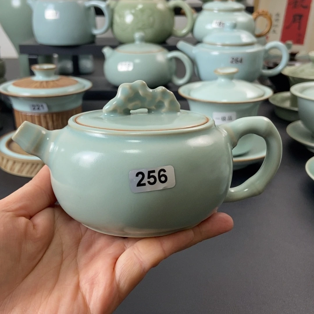 仿古釉水汉瓦微瑕