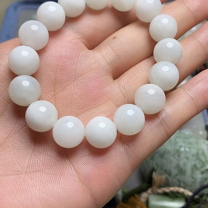 独山玉未镶嵌手串山**閩