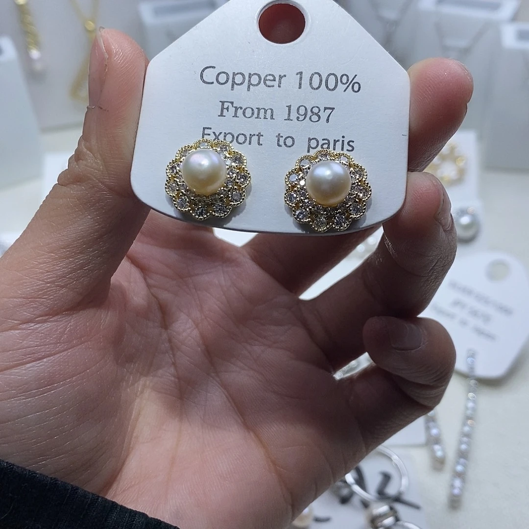 淡水珍珠未镶嵌耳饰