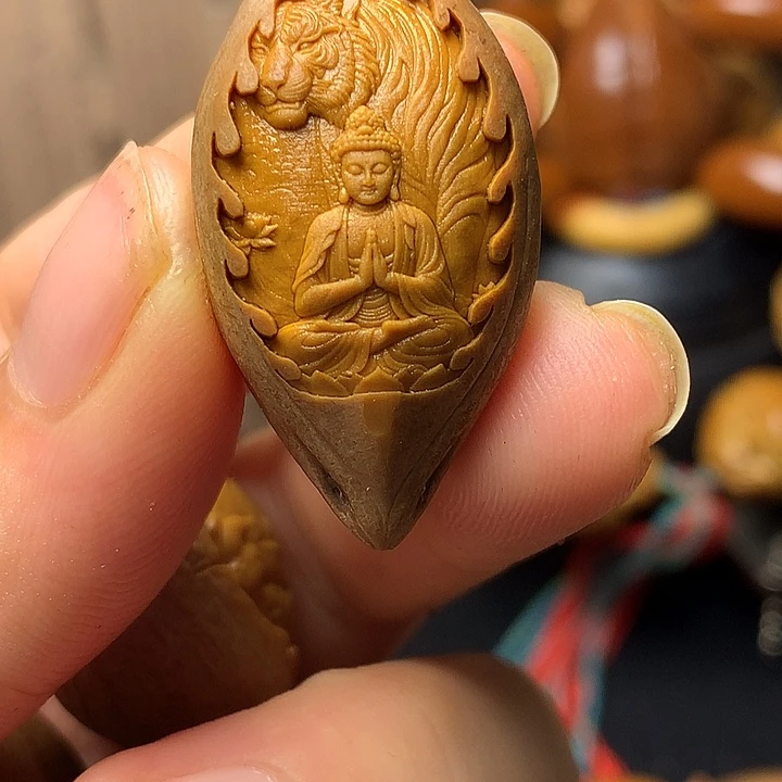 永***弃橄榄核雕刻手串单籽