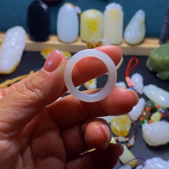 【闪购商品】和田玉颈饰未镶嵌江*源