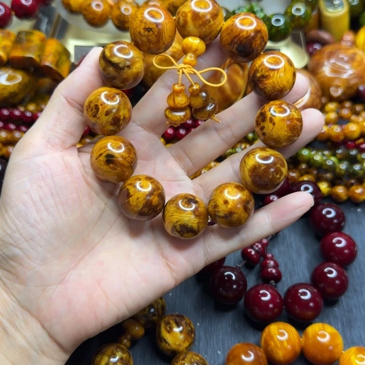 松木琥珀木文玩手串