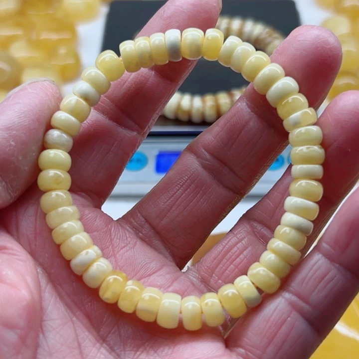 琥珀（矿物珀）未镶嵌裸石