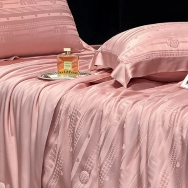 【豆爸专享】高品清仓  夏季天丝纯色提花单夏被——迪娜