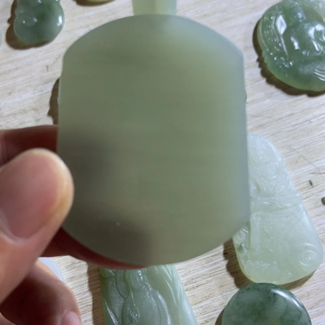 咳***咳定制翡翠未镶嵌翡翠