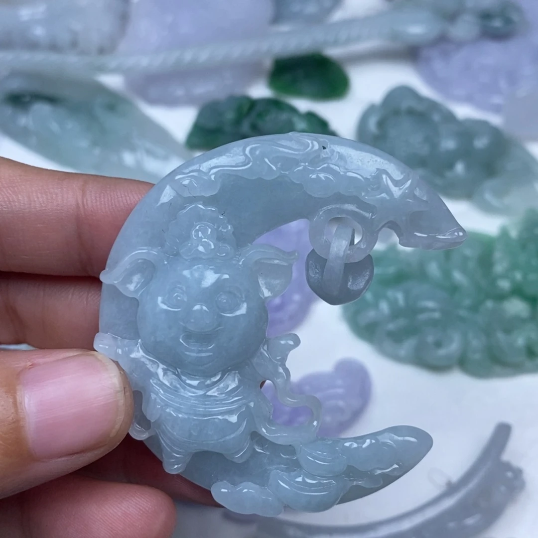 翡翠未镶嵌颈饰翡翠