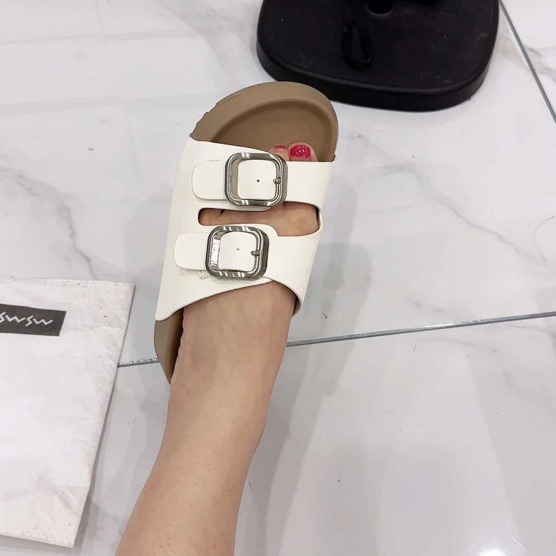(****玛莎玛索白色35码