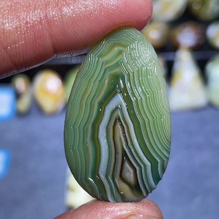 玛瑙/玉髓未镶嵌珠宝奇石