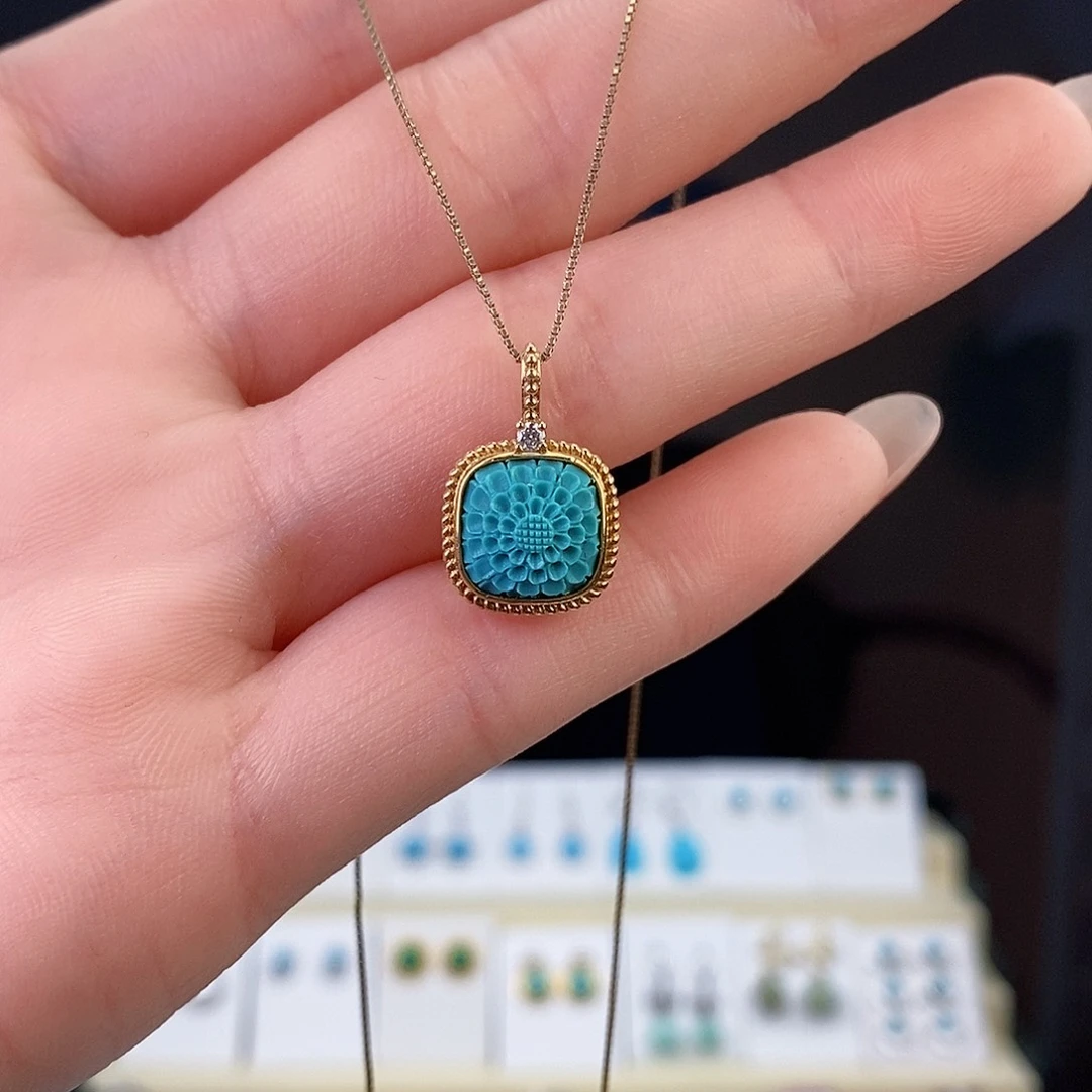 绿松石18K金镶嵌颈饰