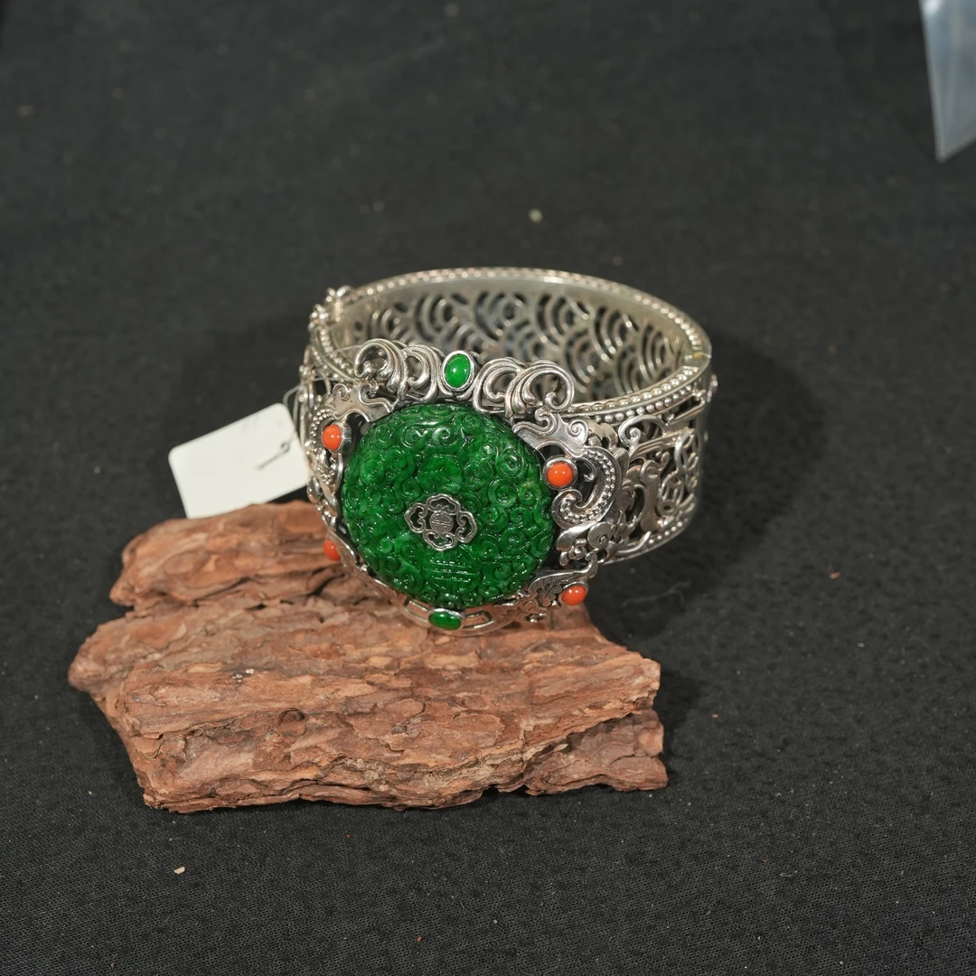 香港王老板-翡翠手镯2t2807