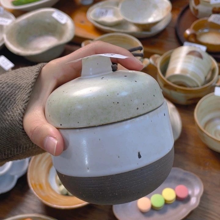 景德镇市和上海浦东新区的