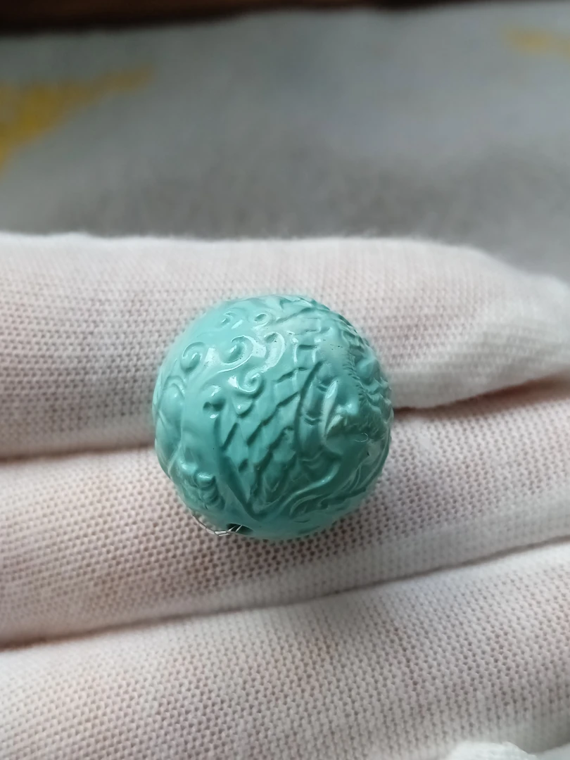 原矿绿松石配饰：尺寸19.4mm 9克