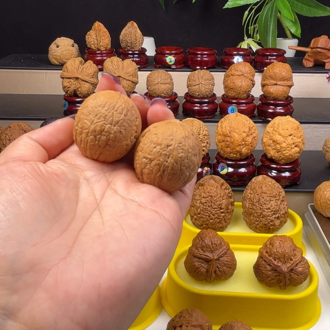 文玩核桃把件元宝W4