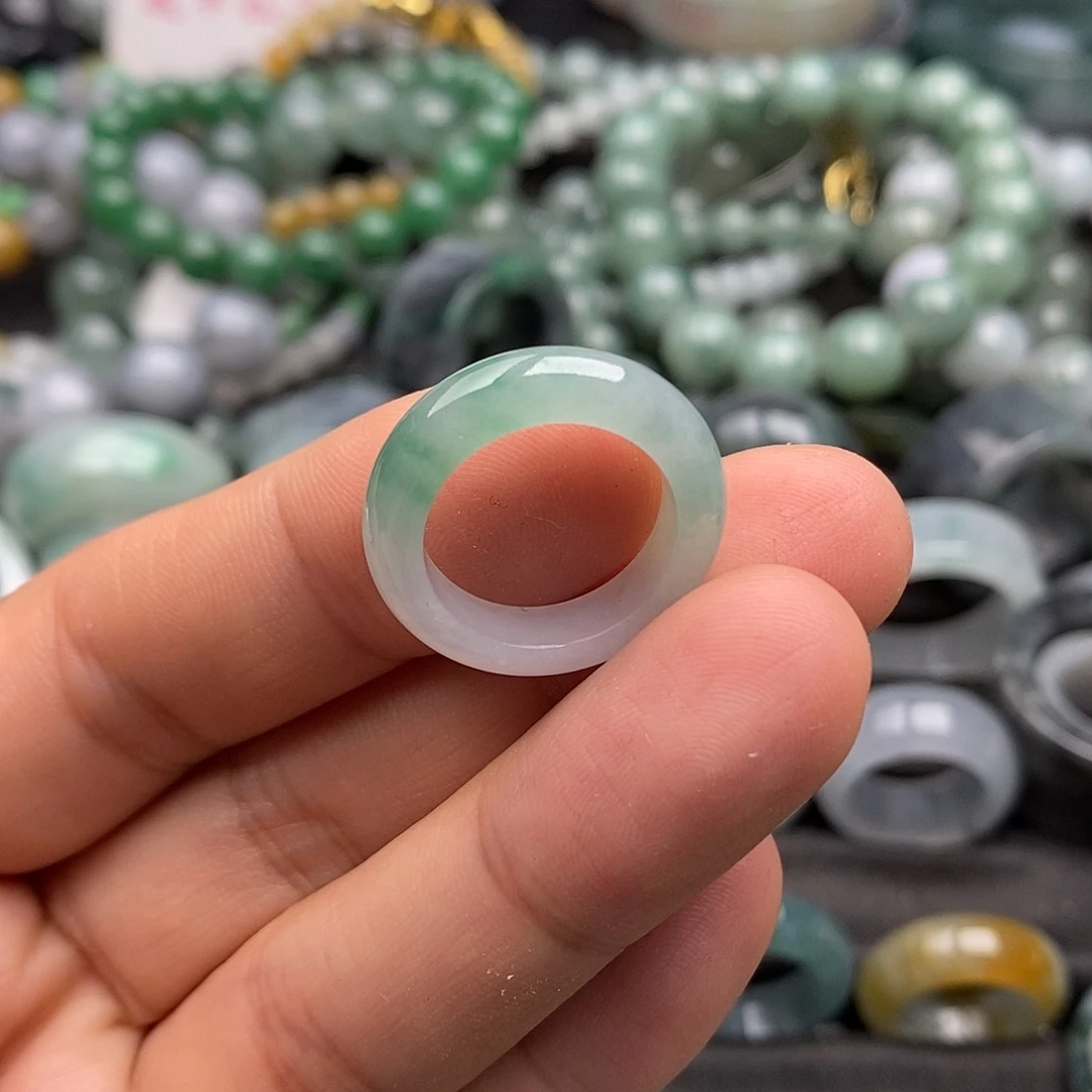 定制翡翠未镶嵌9圈