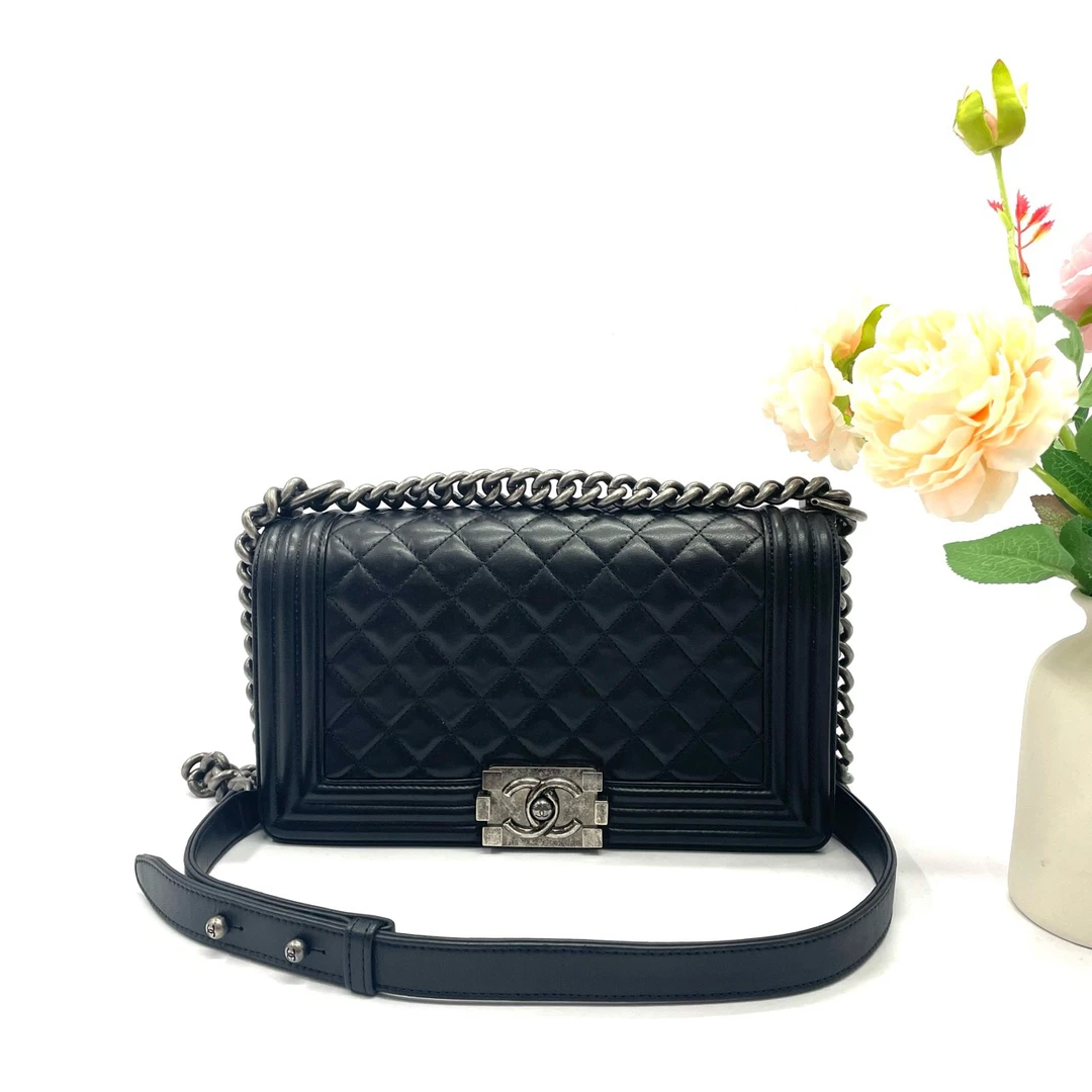 95新 Chanel/香奈儿 98新 Leboy复古银扣黑色羊皮链条包