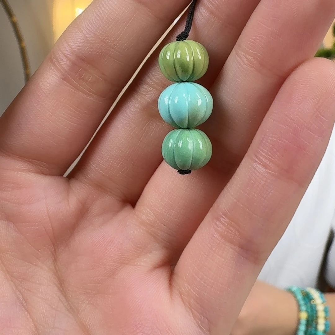 绿松石未镶嵌挂件