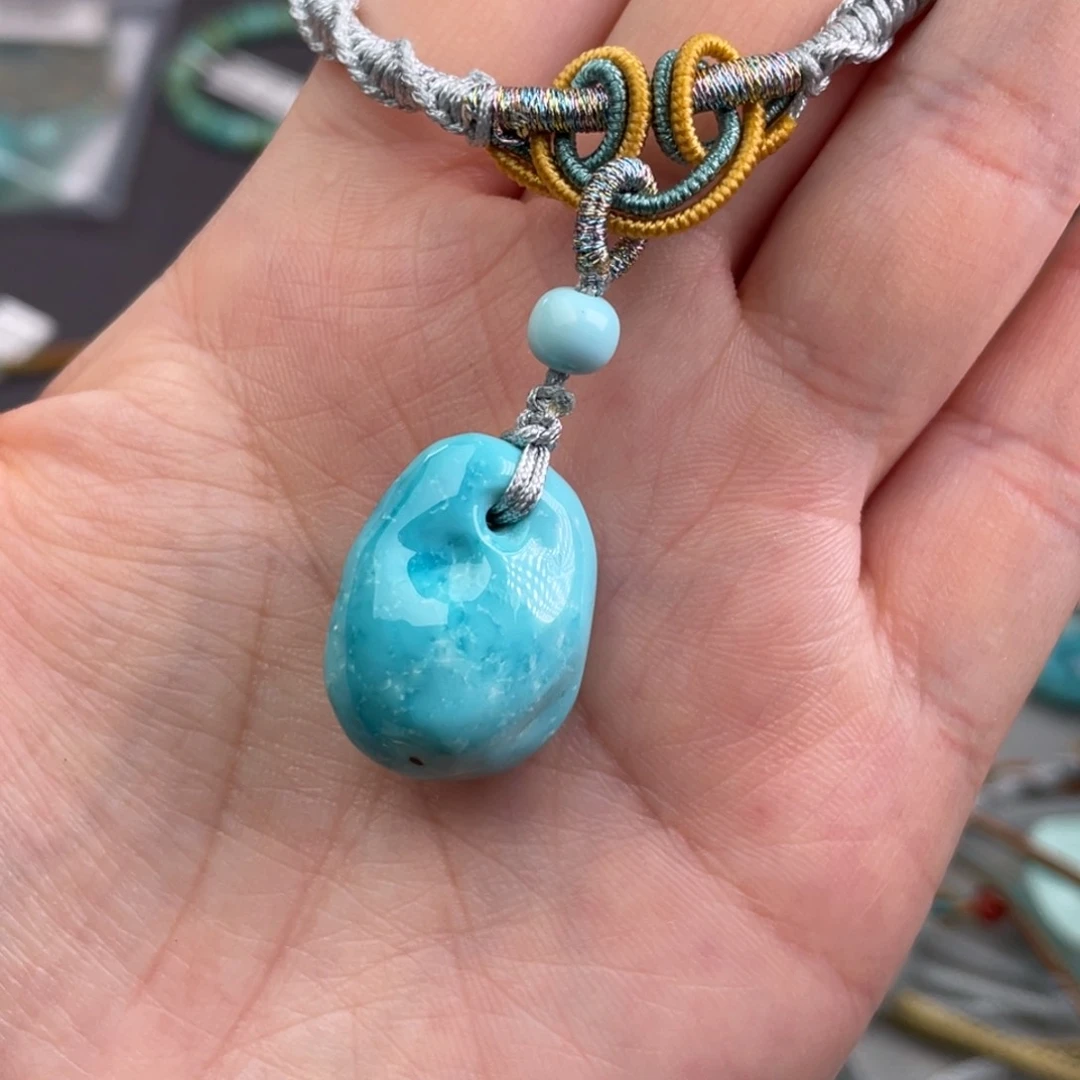 未镶嵌绿松石珠宝奇石