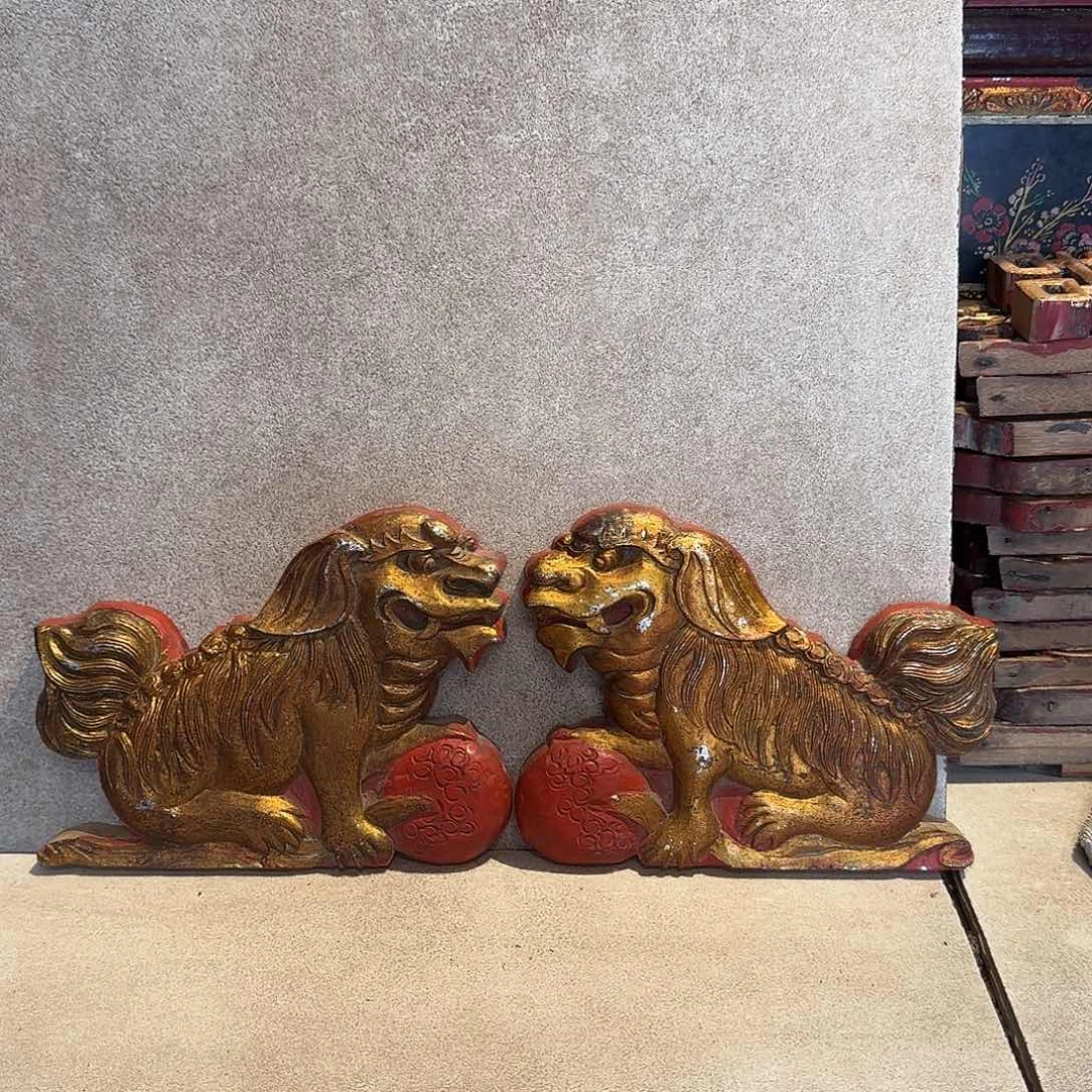 有机玻璃狮子一对