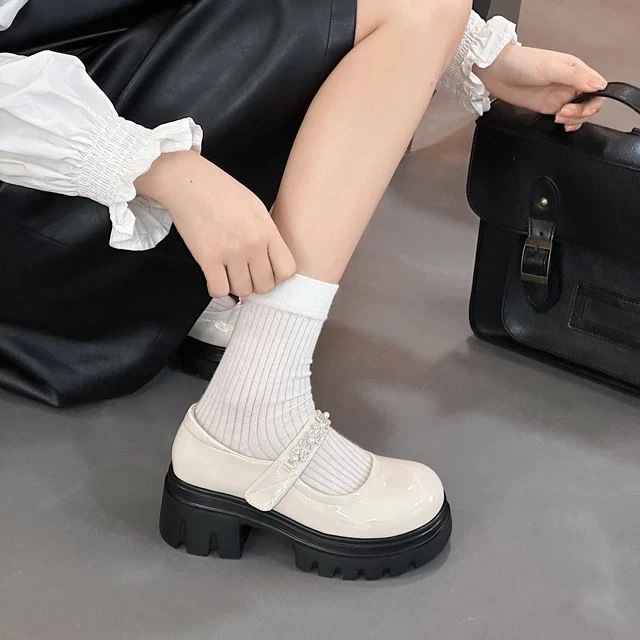 学院风镂空胶粘反绒包头罗马凉鞋夏季平底休闲罗马鞋