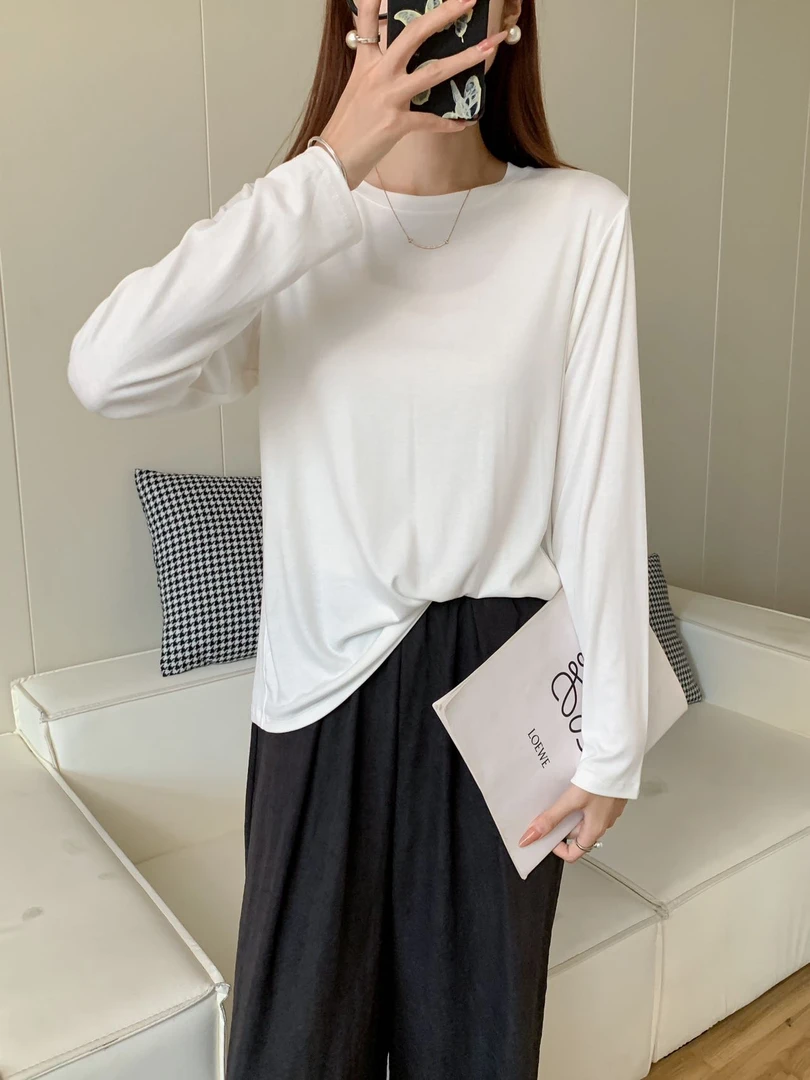 水溶细羊/现货 2025年白色圆领长袖打底衫女早春百搭上衣