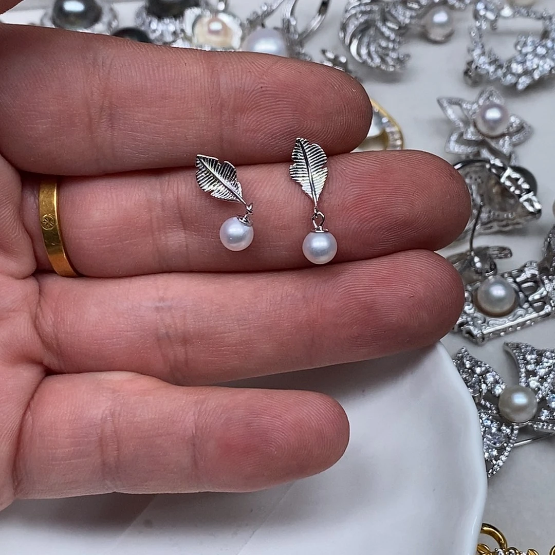 银S925镶嵌海水珍珠耳饰
