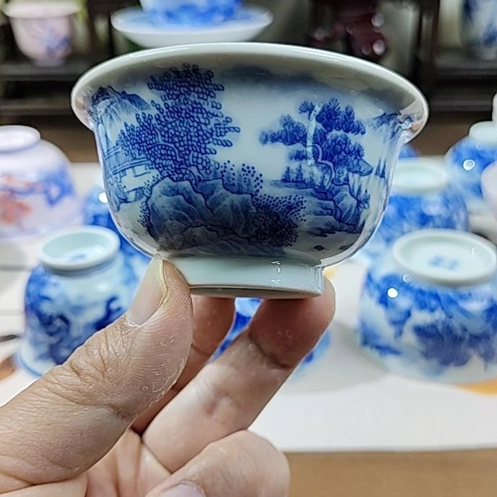 景德镇陶瓷手工手绘杯子容量