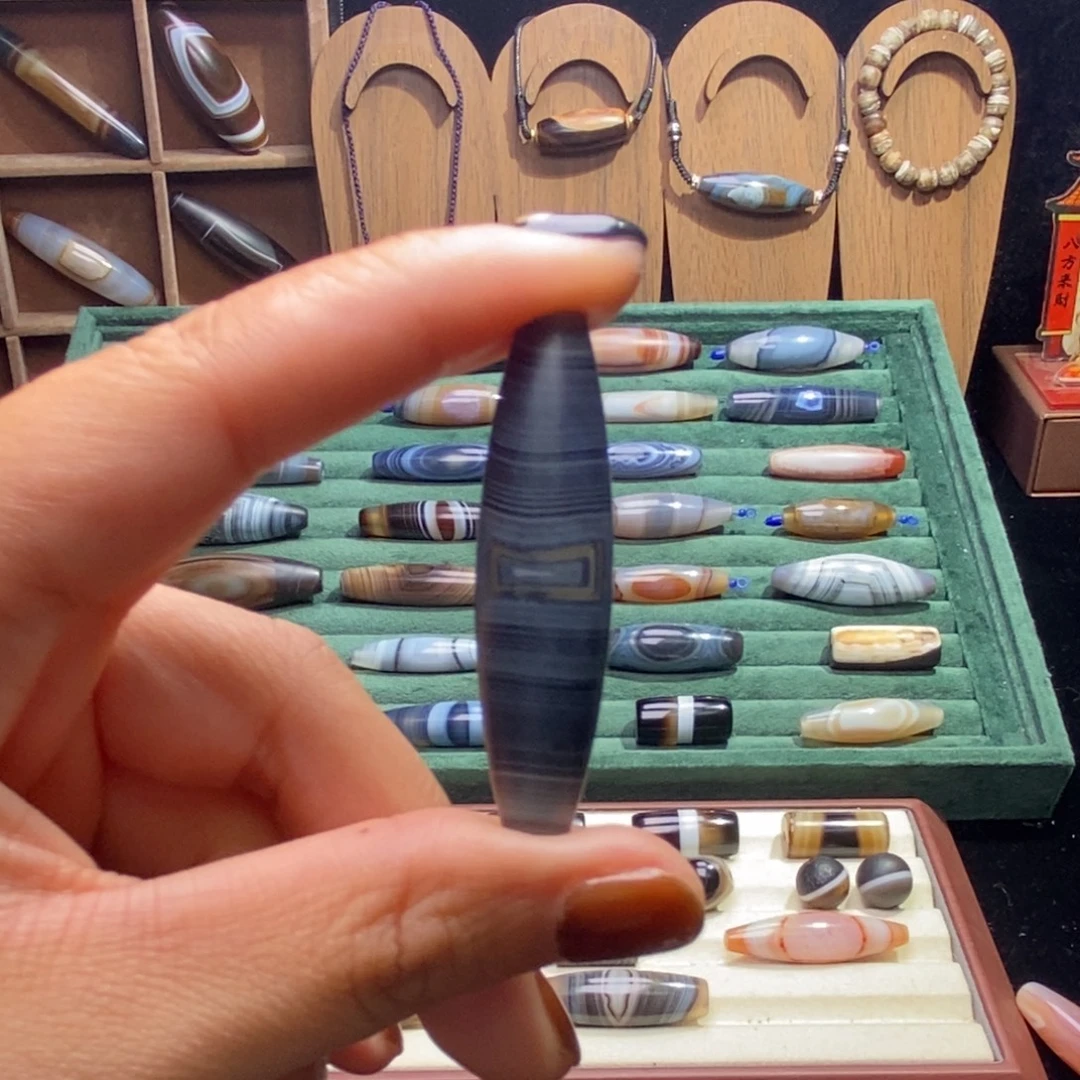 宁***a玛瑙/玉髓未镶嵌颈饰