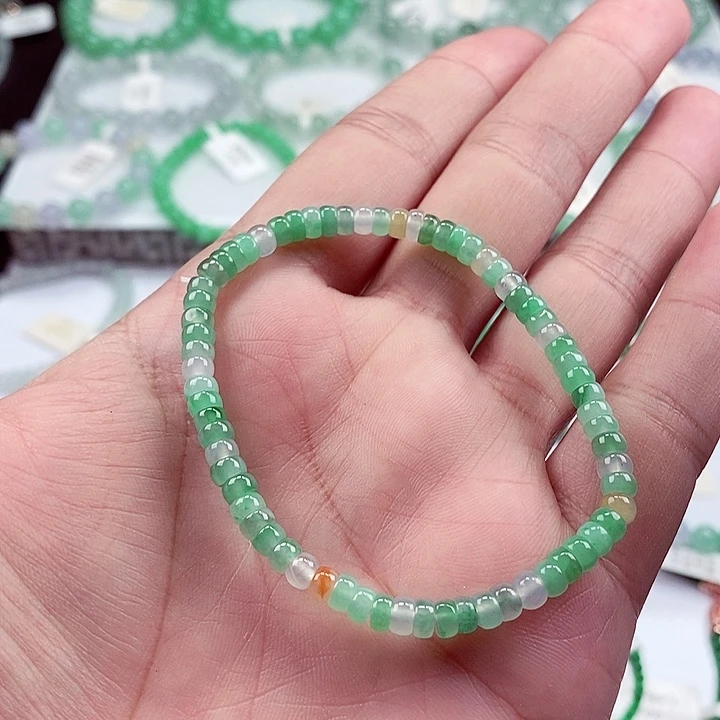 翡翠手链未镶嵌卡4.5