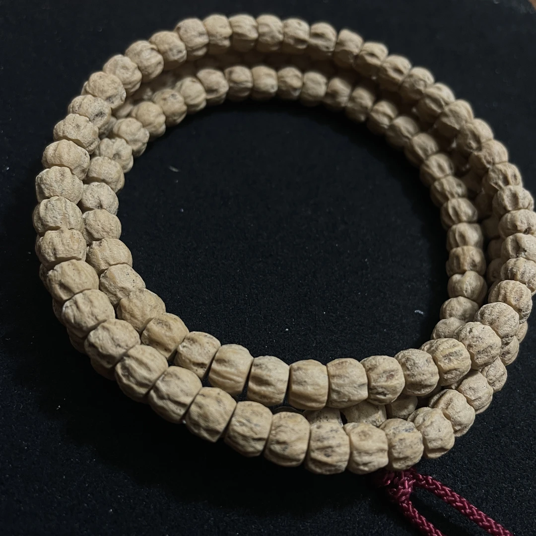 热振定制级百香籽藏式直切龙珠柏香佛珠脖挂