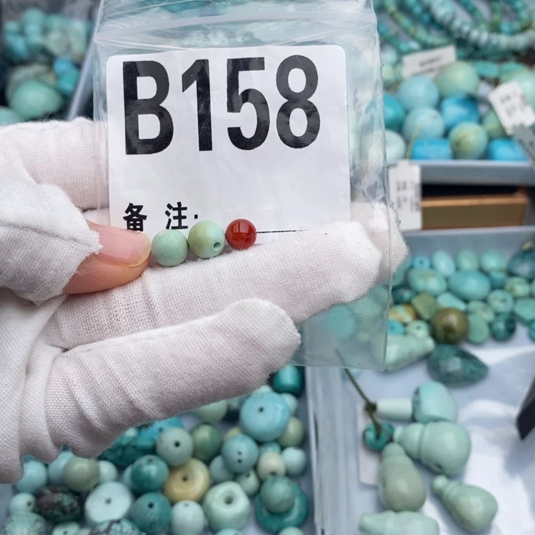 未镶嵌卡7圆珠一对南红玛瑙