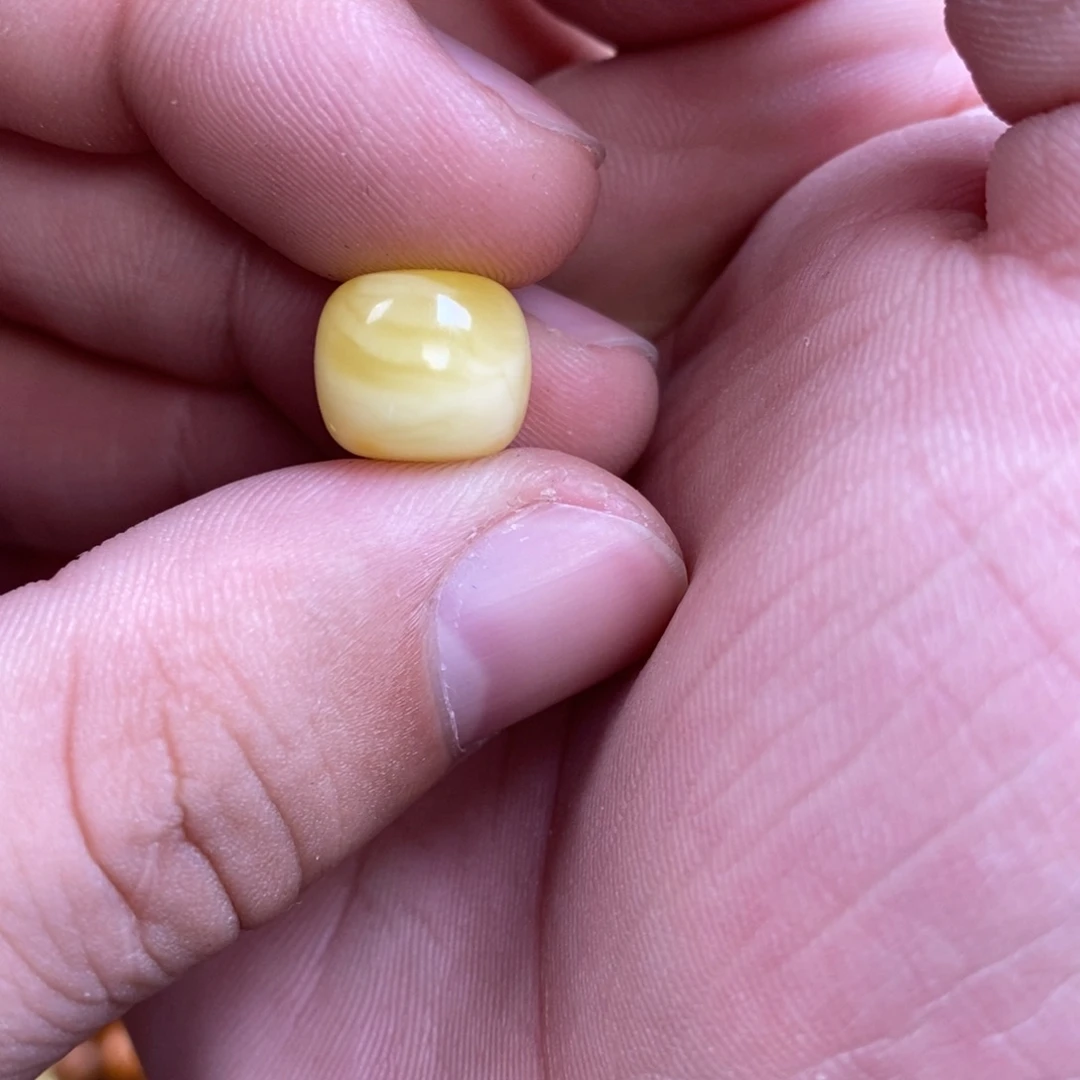 蜜蜡裸石未镶嵌s配饰