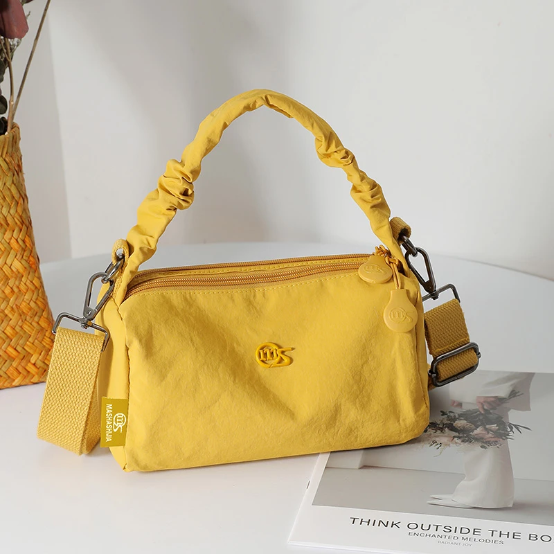 MASHASHIJIA/玛莎世家8118时尚新款手提单肩斜挎包。长21高12厚10