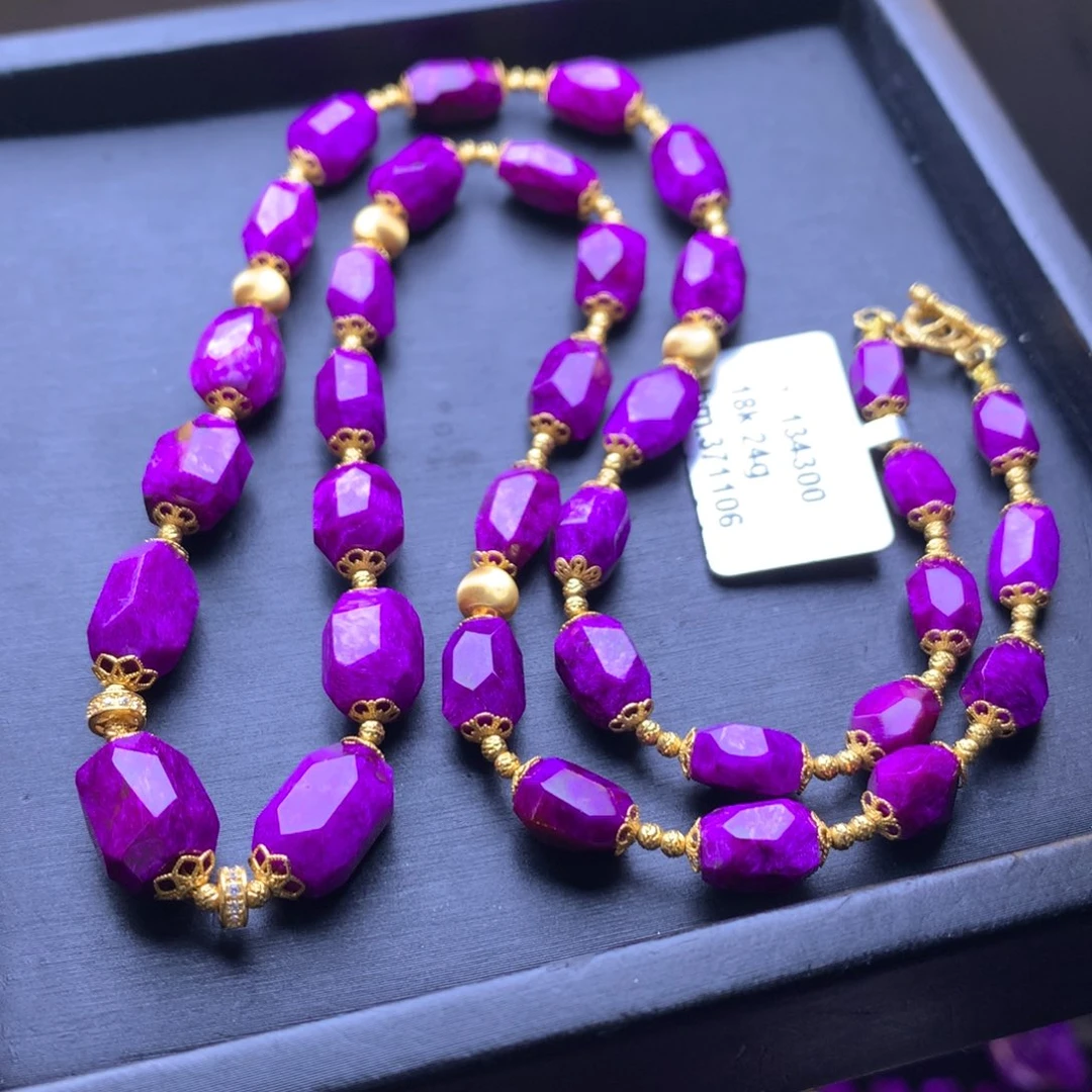 苏纪石（舒俱来）18K金镶嵌丝绒项链