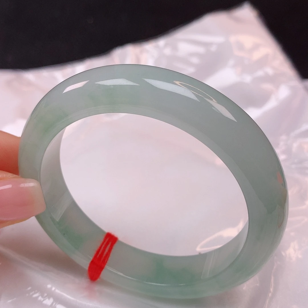 【闪购商品】未镶嵌手镯翡翠Q53翡翠手镯
