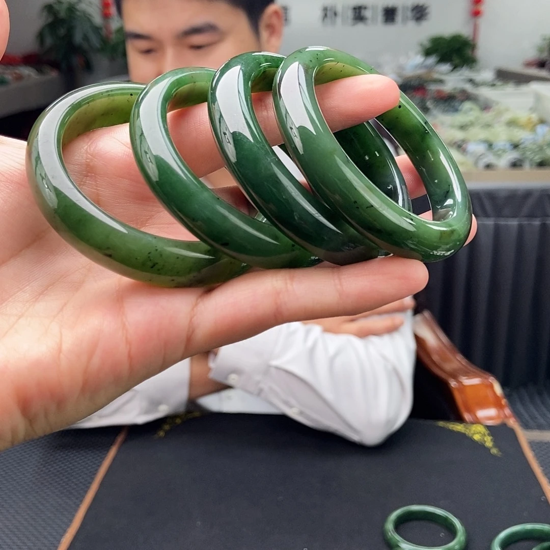 未镶嵌手镯和田玉50-63颜色多样性发拍一发一