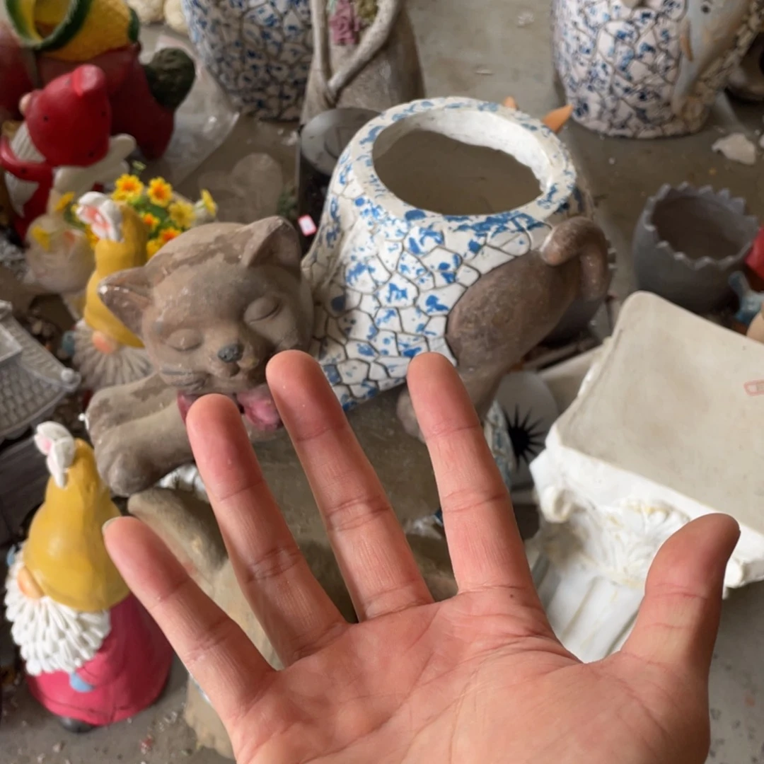 【闪购商品】氧化镁青花猫咪盆摆件